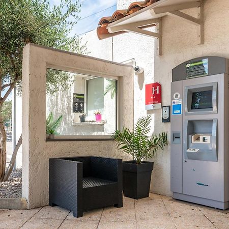 B&B Hotel Narbonne 2 Bagian luar foto