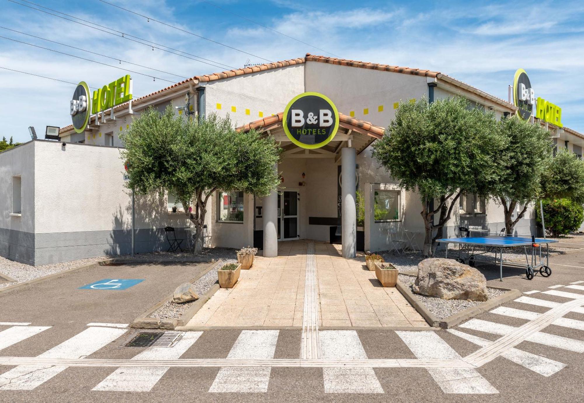 B&B Hotel Narbonne 2 Bagian luar foto