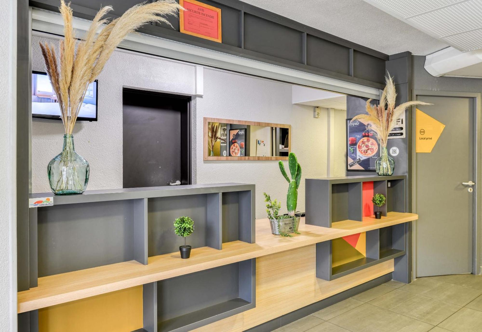 B&B Hotel Narbonne 2 Bagian luar foto